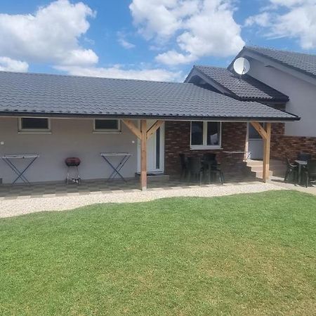 Alexej Apartmany Veľký Meder Εξωτερικό φωτογραφία
